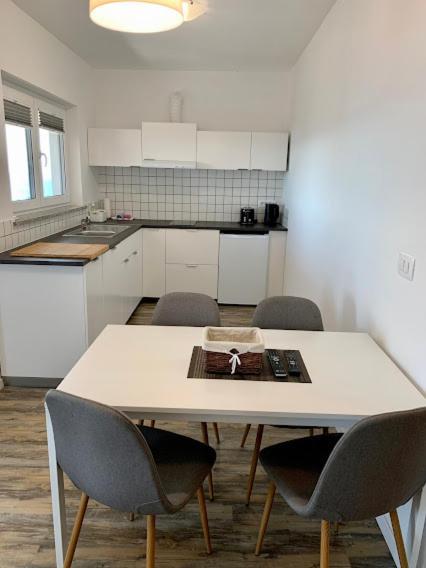 Apartments Zakinja Portoroz Luaran gambar